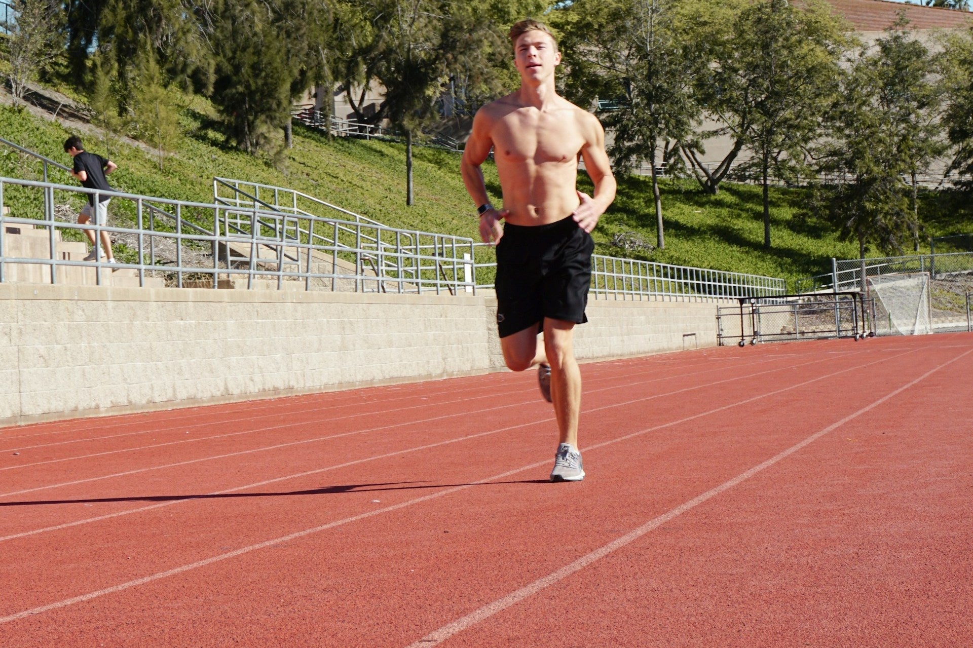 Tempotraining: 400m-Intervalle auf der Bahn