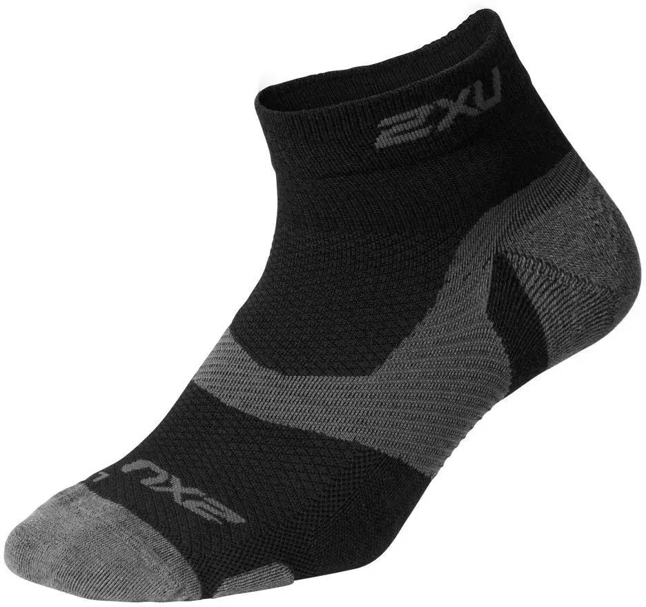 2XU VECTR Merion Light Cushion 1/4 Crew Socks, Black/Titan