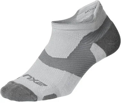 2XU VECTR Merino Light Cushion No Show Socks Grau