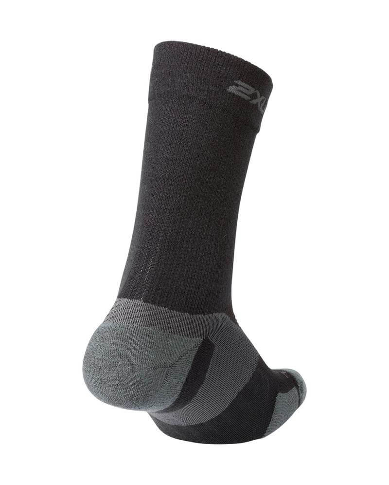 2XU VECTR Merino Light Cushion Crew Socks, Black/Titan